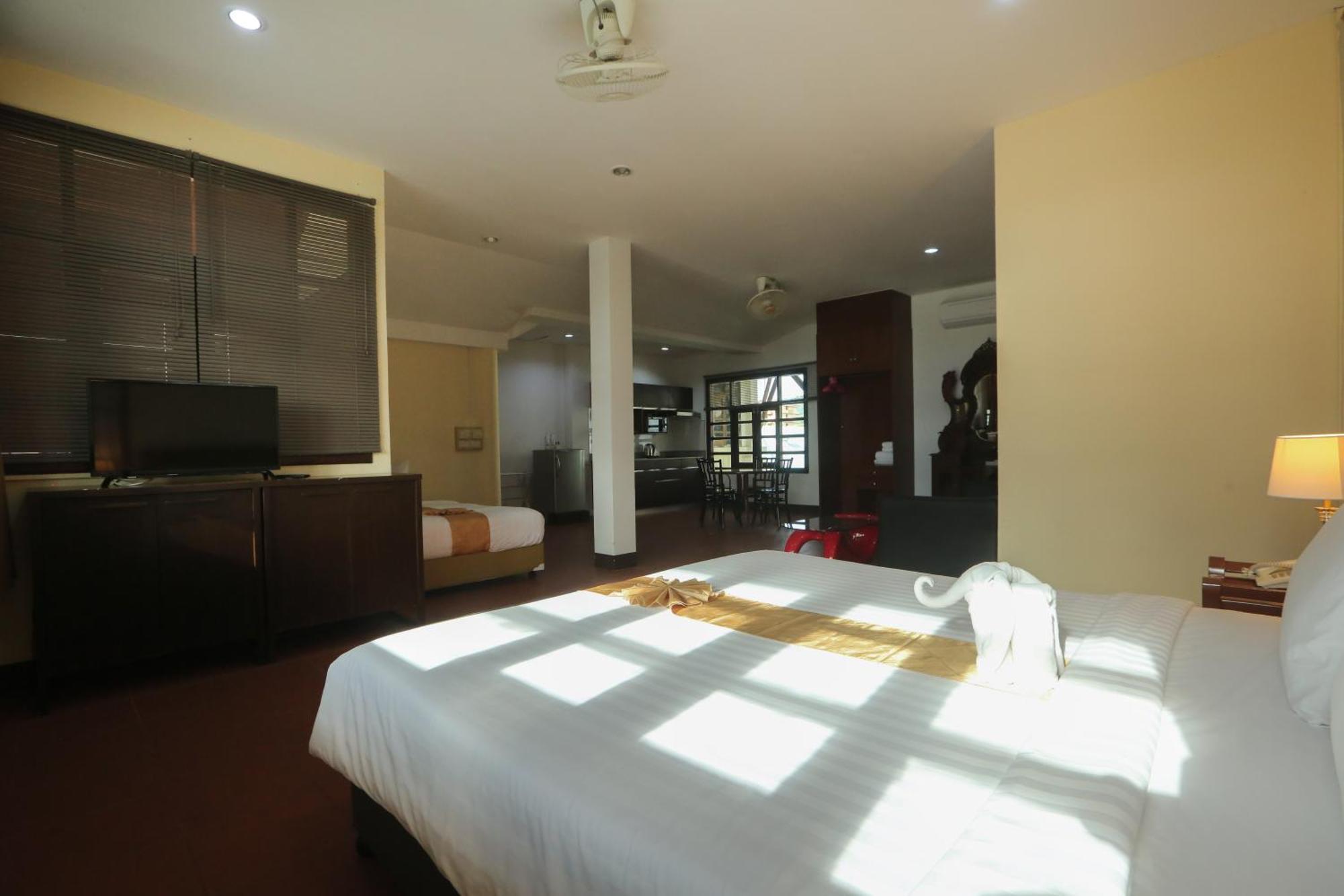 Blue Beach Apartment Rawai Exterior photo