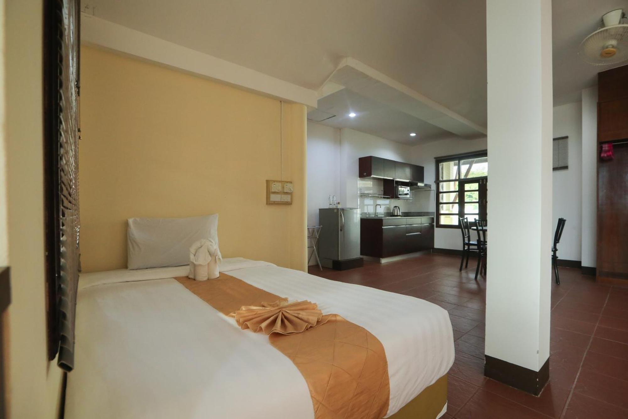 Blue Beach Apartment Rawai Exterior photo