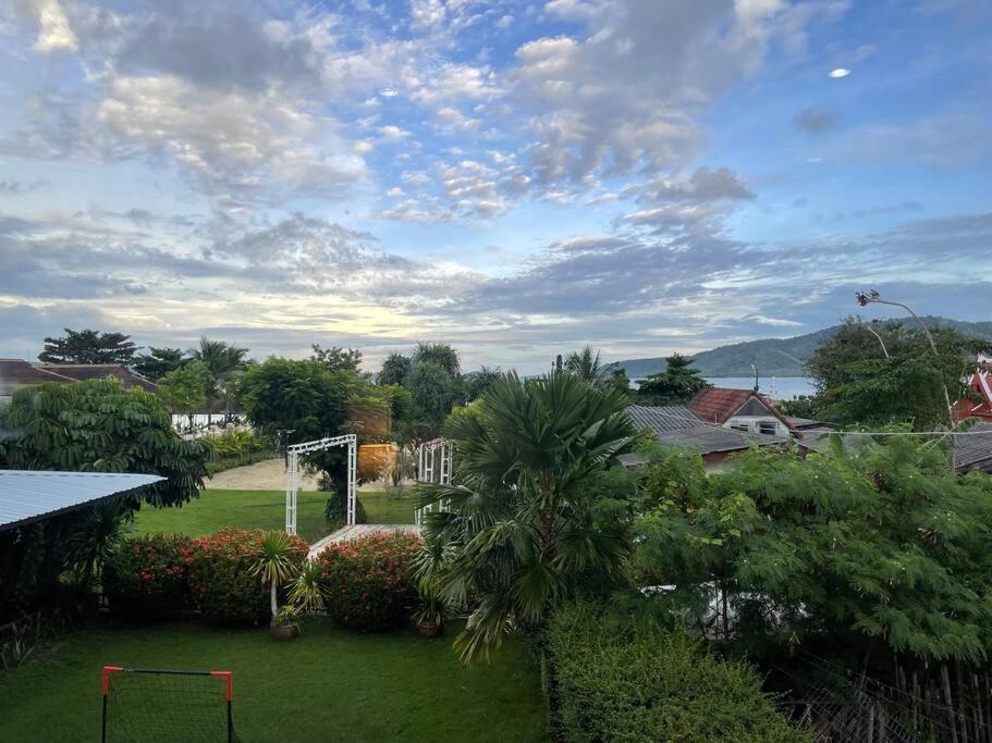 Blue Beach Apartment Rawai Exterior photo