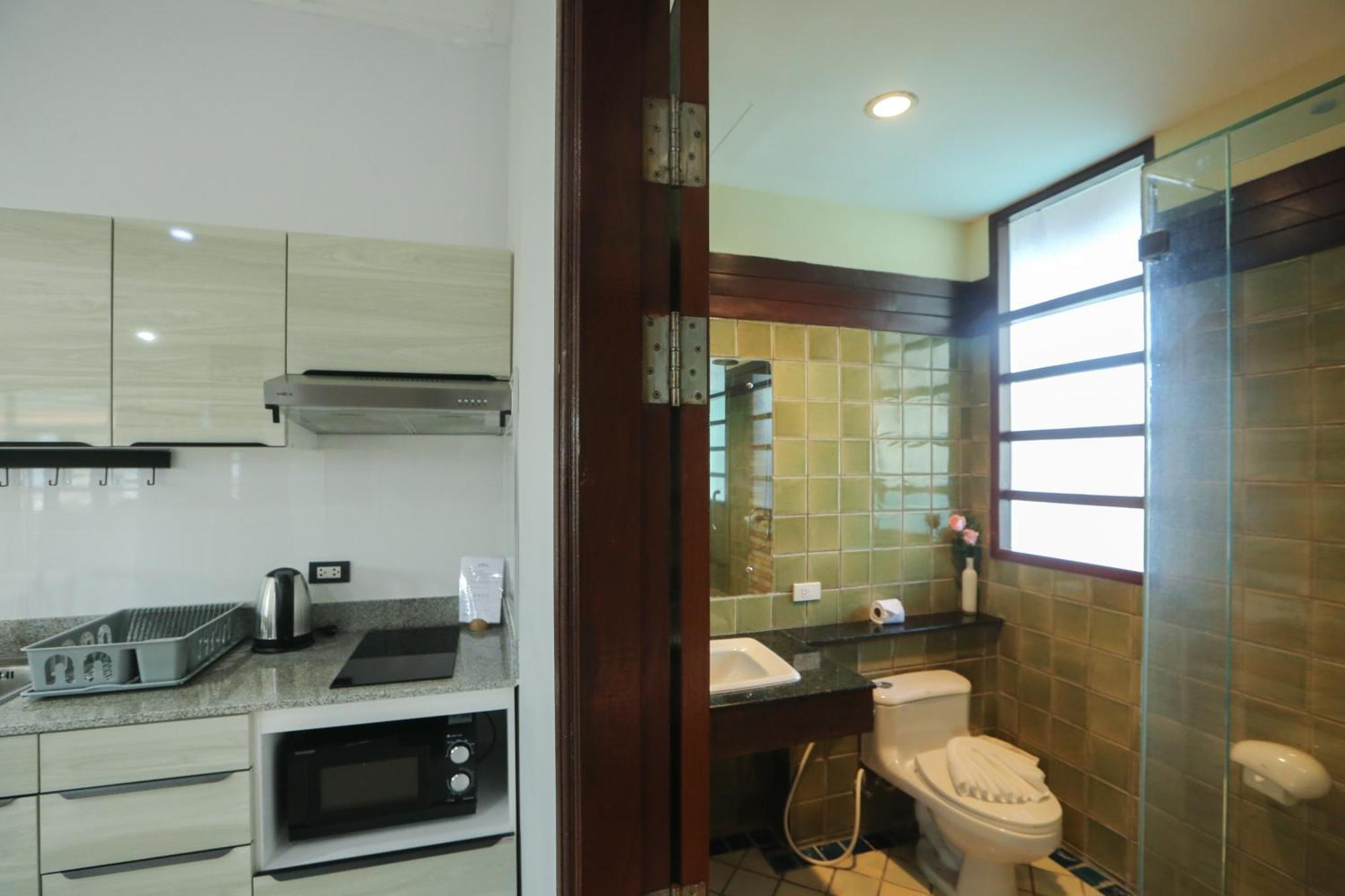 Blue Beach Apartment Rawai Exterior photo