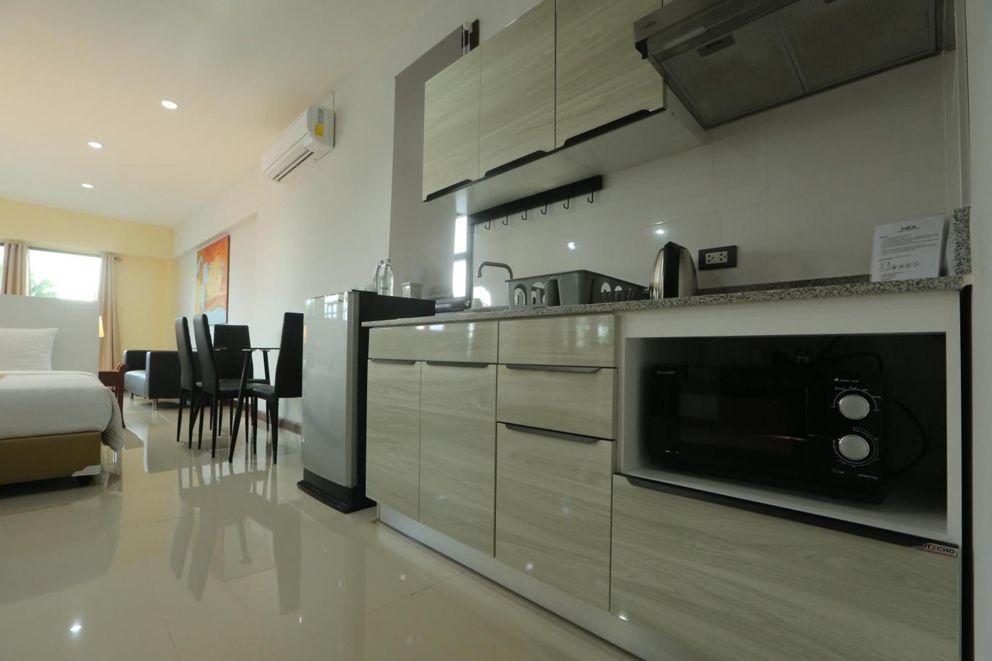Blue Beach Apartment Rawai Exterior photo